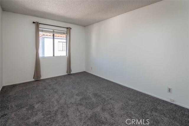Building Photo - 549 W 220th St