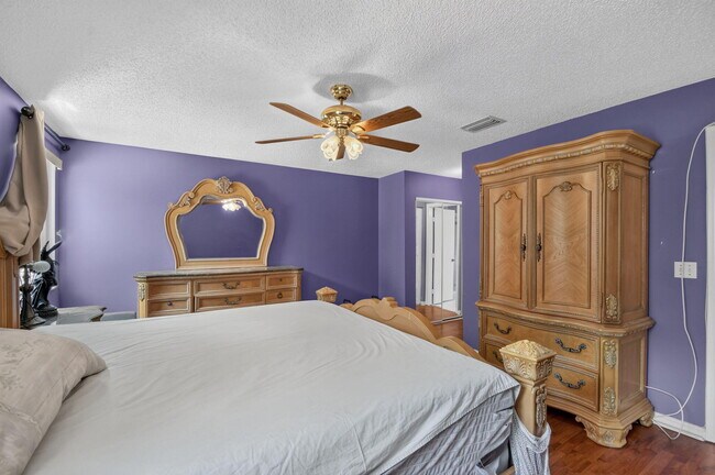 Building Photo - 8332 Bermuda Sound Way