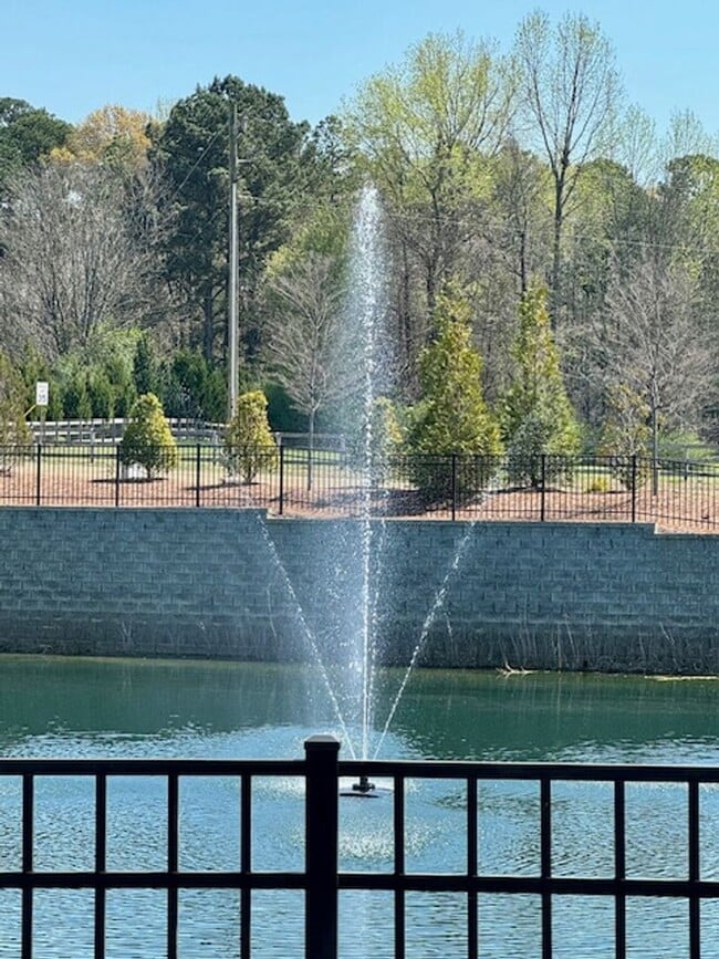 Building Photo - PRICE REDUCED!