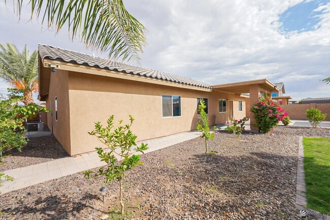 Building Photo - 4429 W 25th Ln