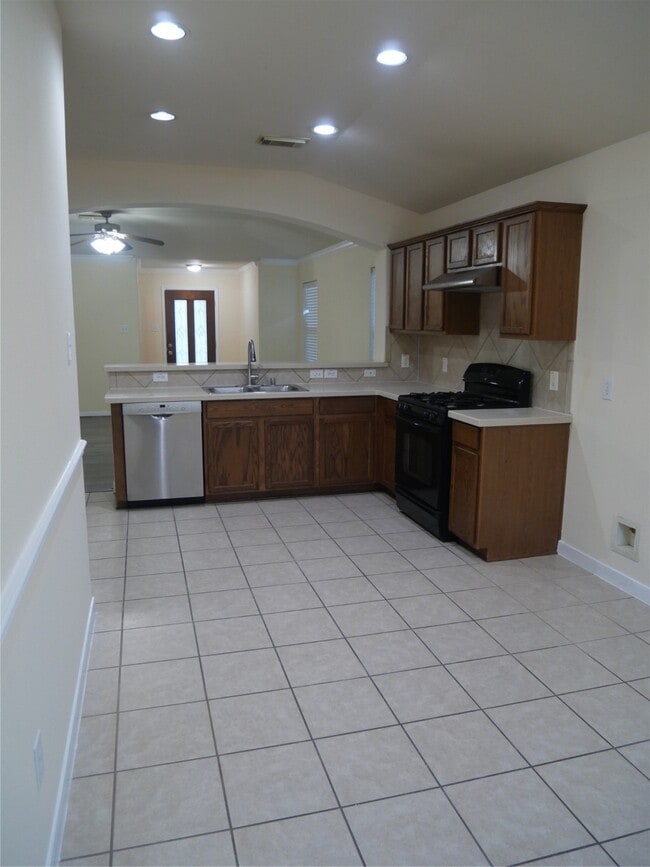 Building Photo - 2726 Heatherwind Ln