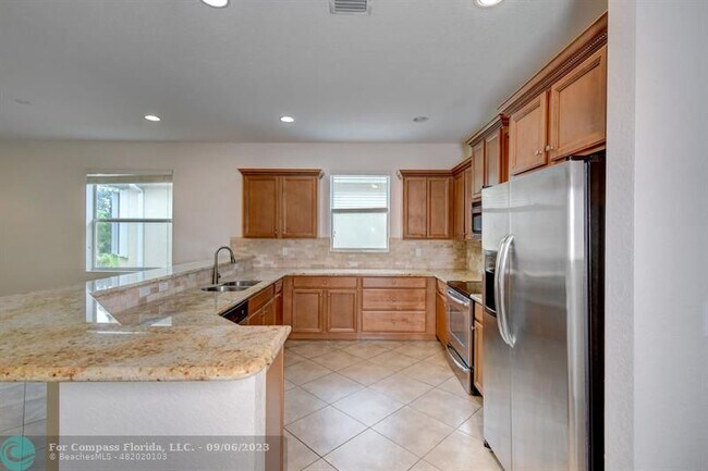 Building Photo - 4198 NW Burr Oak Ct