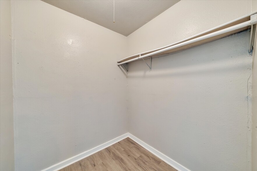 Building Photo - 15278 Mesquite Trl