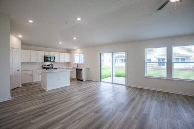 Building Photo - Harbor Dunes