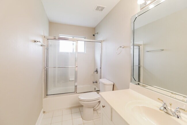 Building Photo - 655 Timber Ives Dr