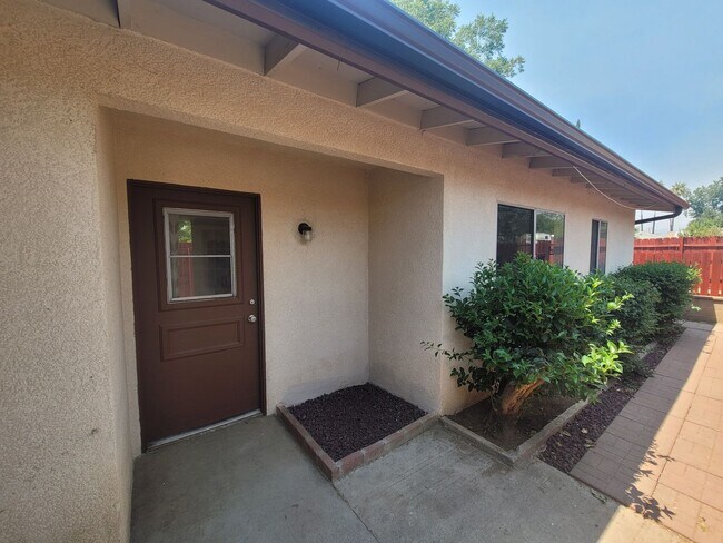 Primary Photo - Single-Story 4-Bedroom Apartment in Yucaipa!