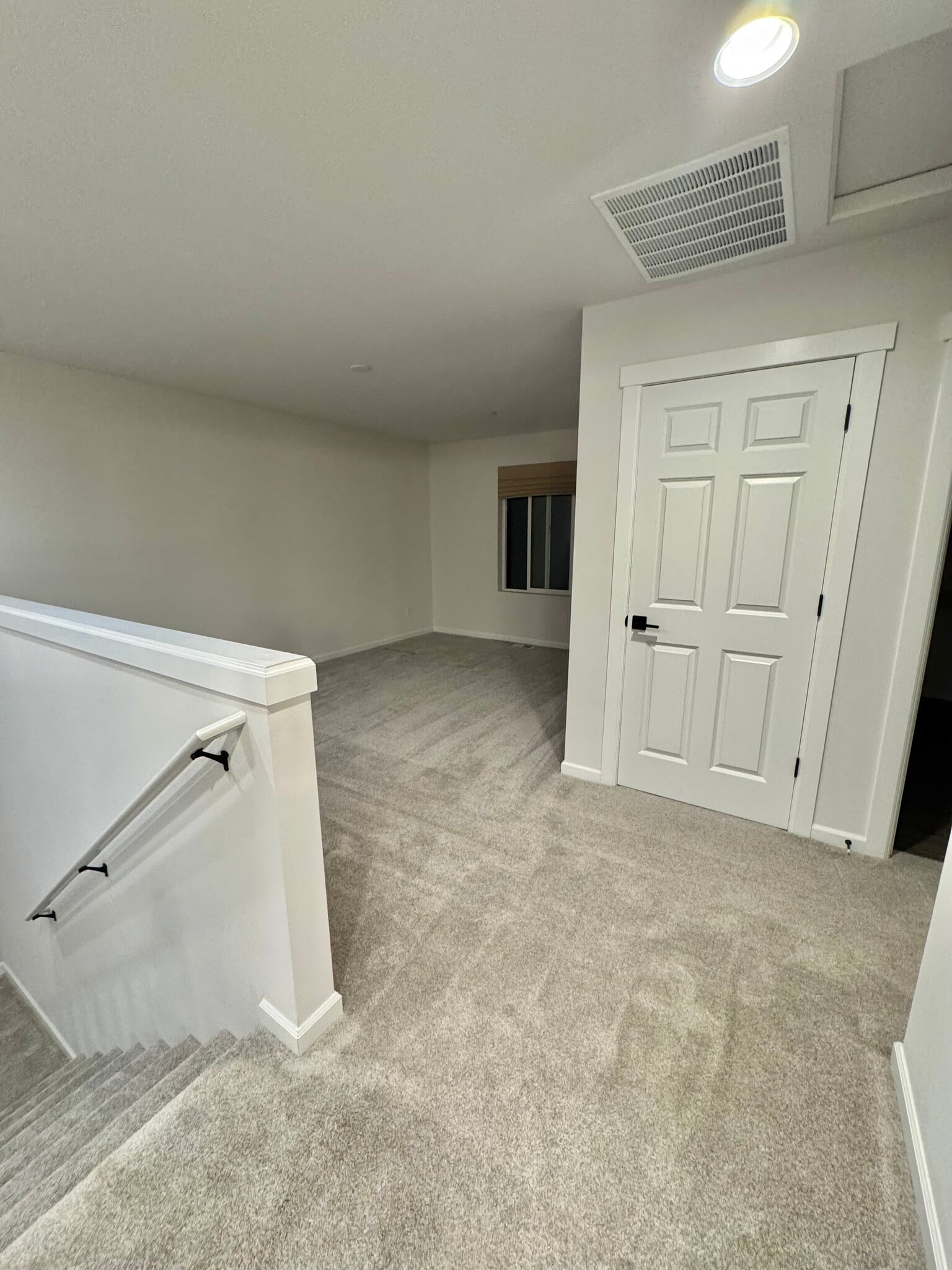 Loft - 6750 Skipper Ln SE