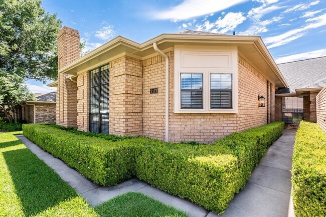 Building Photo - 2117 Promontory Point