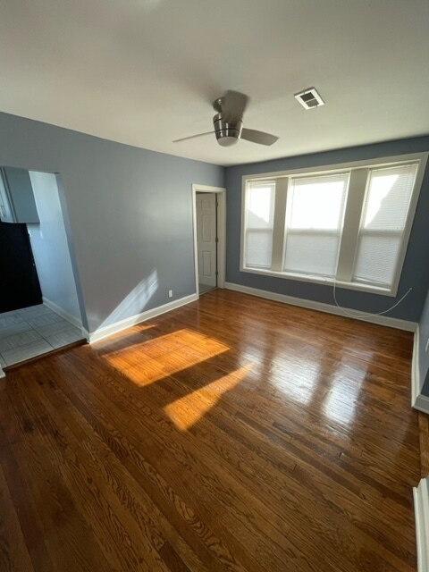 Building Photo - 6611 S Woodlawn Ave