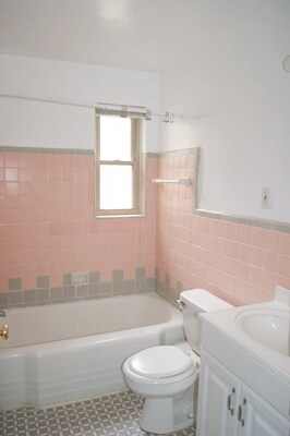 Building Photo - 4022 Paxton Ave