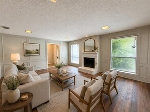Building Photo - 13220 Fall Manor Dr