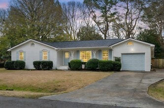 Building Photo - 1643 Boone Hall Dr