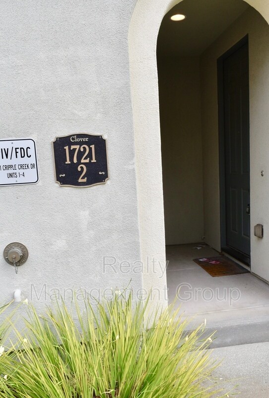 Building Photo - 1721 Cripple Creek Dr