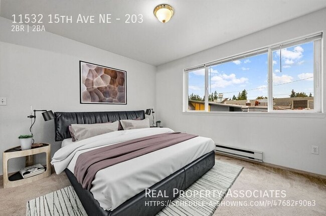 Building Photo - 11532 15th Ave NE