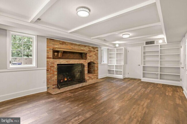 Building Photo - 1011 Shipman Ln