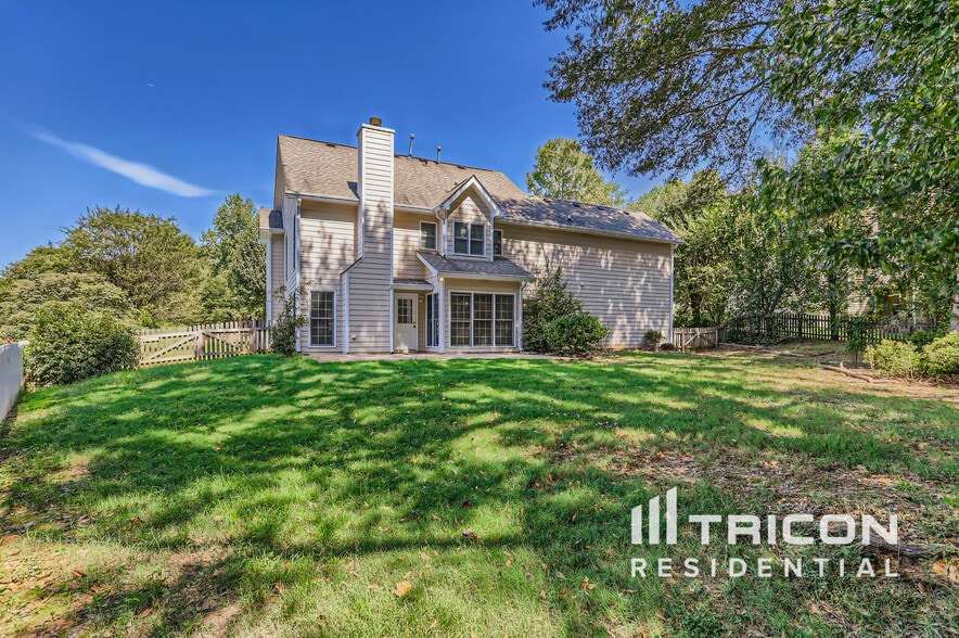 Building Photo - 105 Emerling Ln