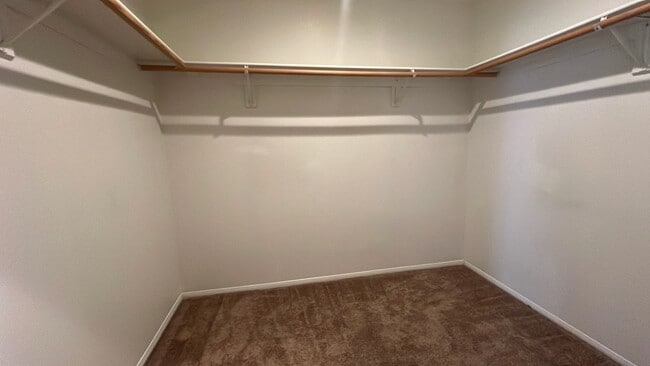 Building Photo - (APPLICATION PENDING) West Lancaster Home