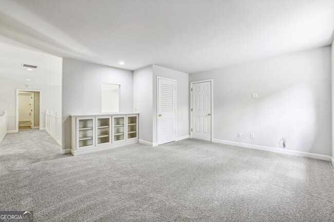 Building Photo - 110 Westchester Way