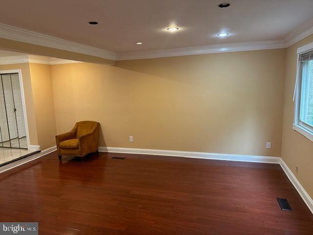 Building Photo - 3809 Hemlock Way