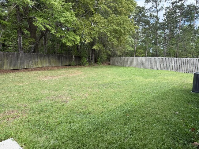 Building Photo - 146 Aquinnah Dr