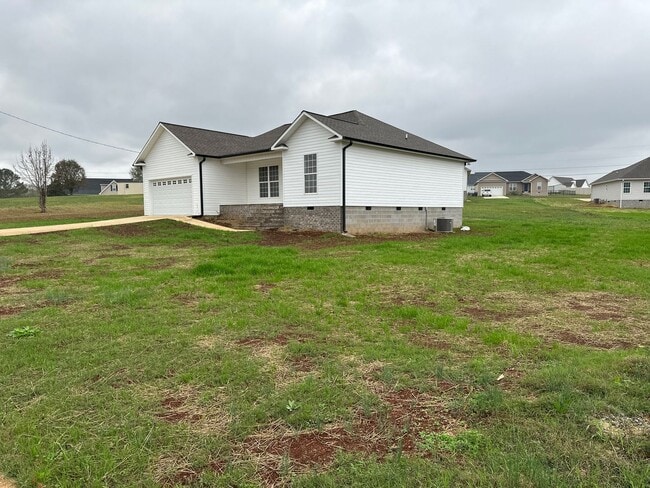 Building Photo - 177 Peregrine Pl