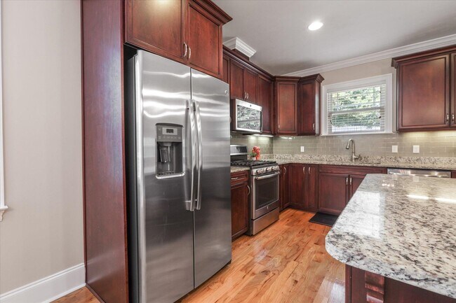 Building Photo - 5185 Holly Fern Trce