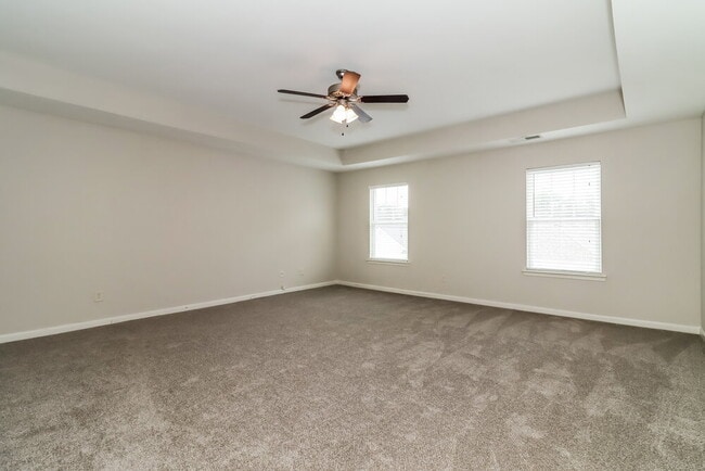 Building Photo - 539 Hill Crest Cir