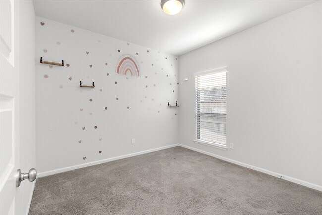 Building Photo - 5030 Morrison Dr