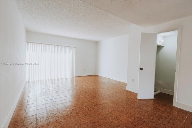 Building Photo - 3791 NW 78th Ave