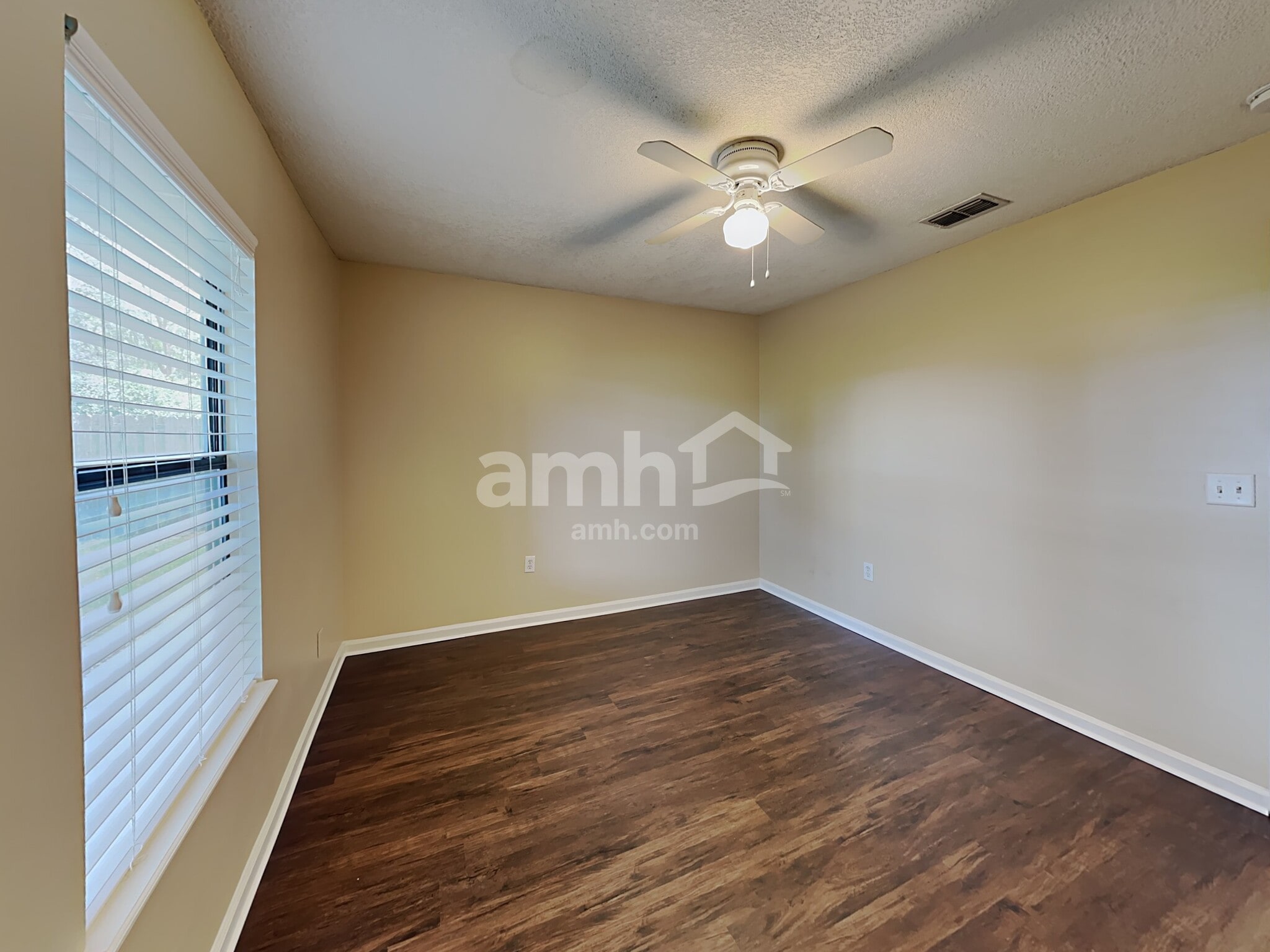 Building Photo - 4316 Hanging Moss Dr