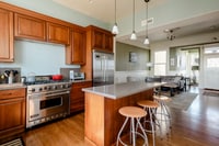 Building Photo - 675 Kansas St