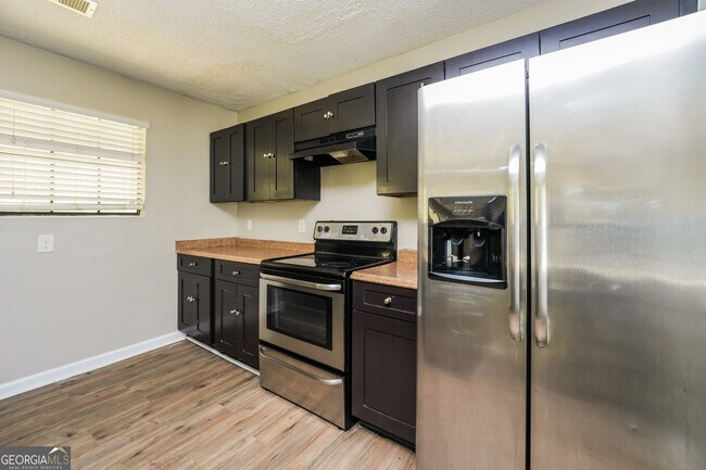 Building Photo - 5517 Hadrian Ct