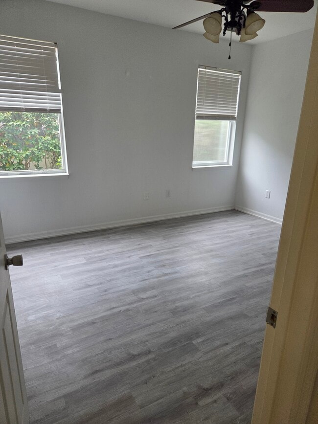 Building Photo - 1462 Daryl Dr