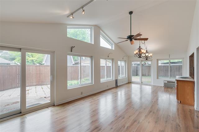 Building Photo - 1441 Everglades Dr