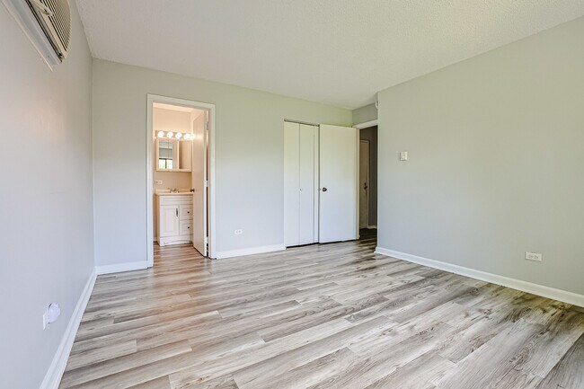 Building Photo - 210 Klein Creek Ct