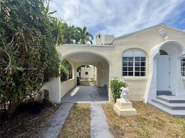 Building Photo - 651 NW 47th Terrace