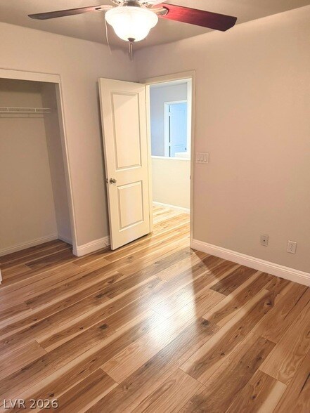 Building Photo - 10627 Pennant Ave