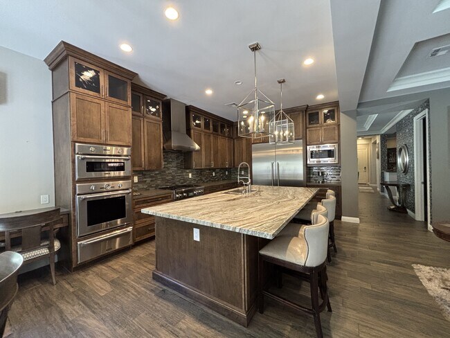 Building Photo - 81 Navarra Canyon Ct