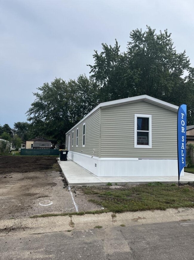 Building Photo - 13940 Bundoran Ave