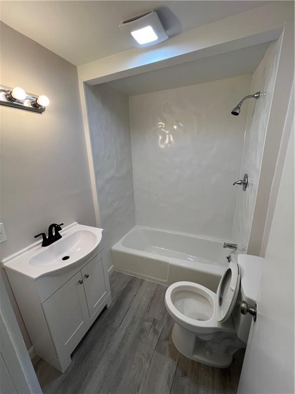 Building Photo - 34 Heroux Ave