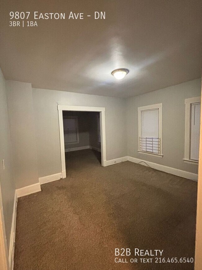 Building Photo - 9807 Easton Ave