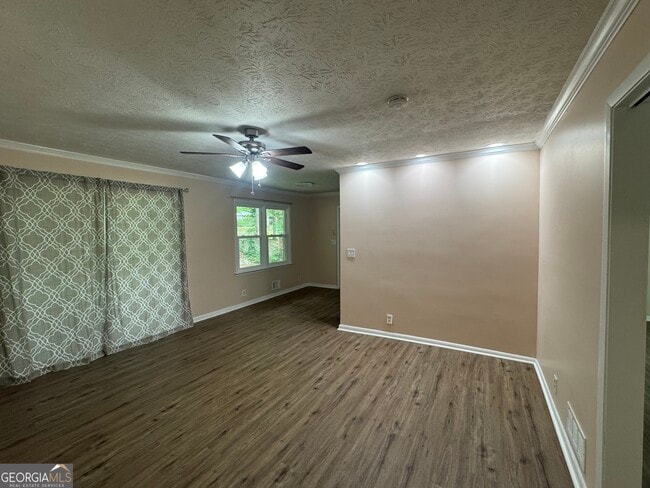 Building Photo - 827 San Miguel Dr