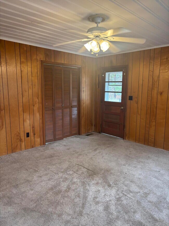 Building Photo - 232 Pinckney St