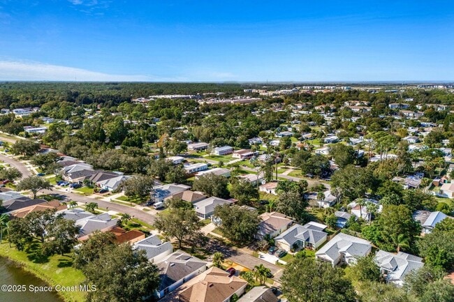 Building Photo - 1560 Vista Lake Cir