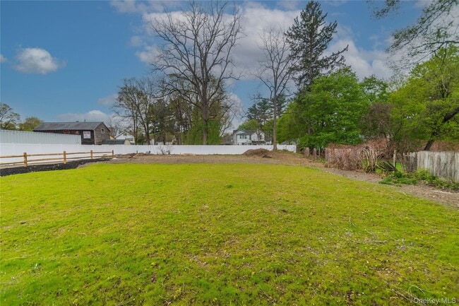 Building Photo - 4407 Albany Post Rd