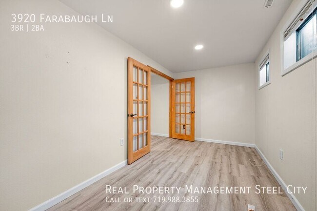 Building Photo - 3920 Farabaugh Ln