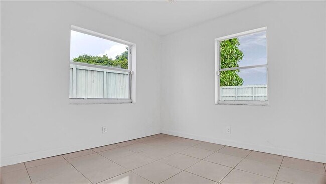 Building Photo - 8241 SW 3rd Ct