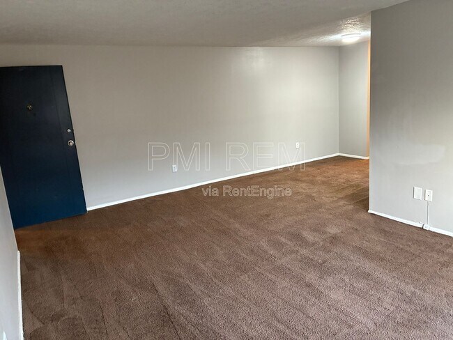 Building Photo - 14221 Triskett Rd