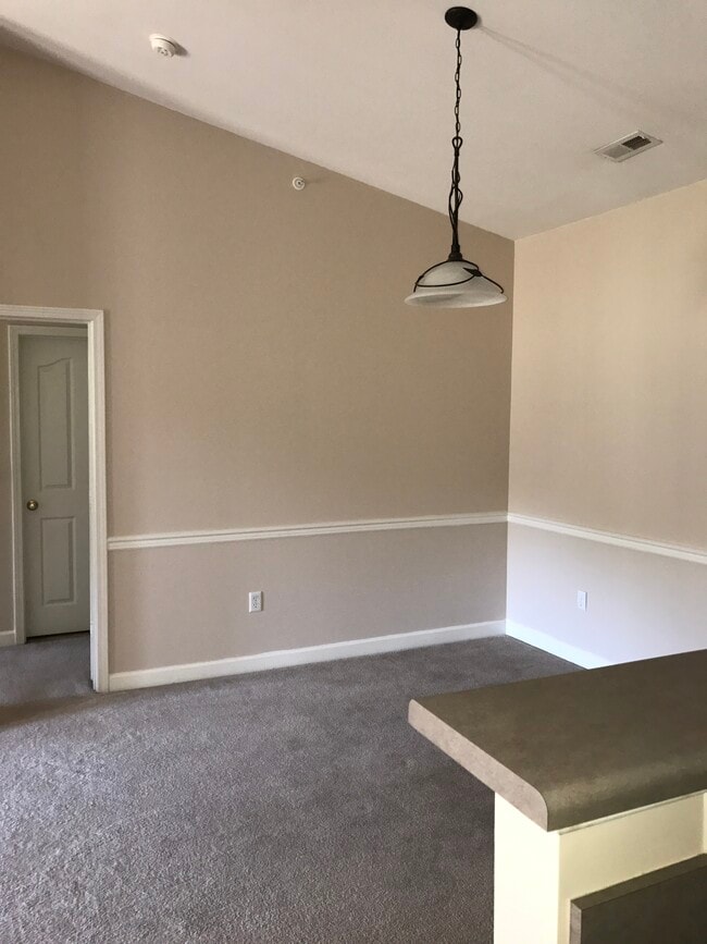 Building Photo - 17023 Doe Valley Ct