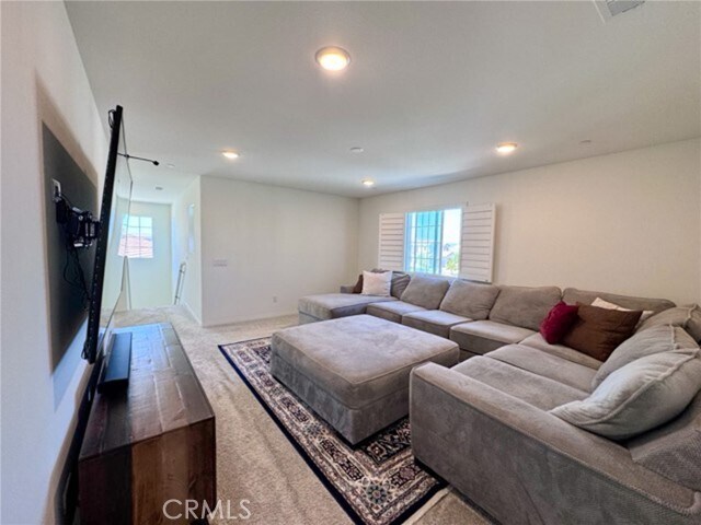 Building Photo - 36224 Owens Dr